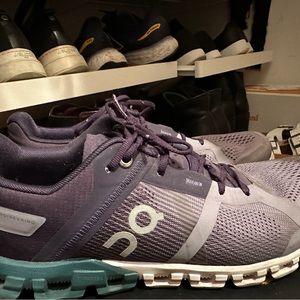 Women's ON Cloudflow Green Purple Swiss Running Sneakers Size 8.5